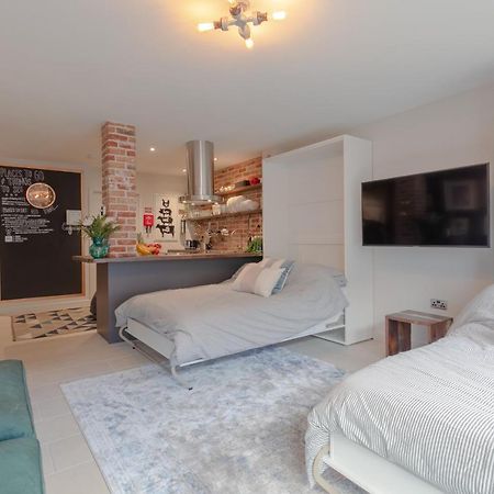 Chapel Loft Apartment Лондон Екстериор снимка
