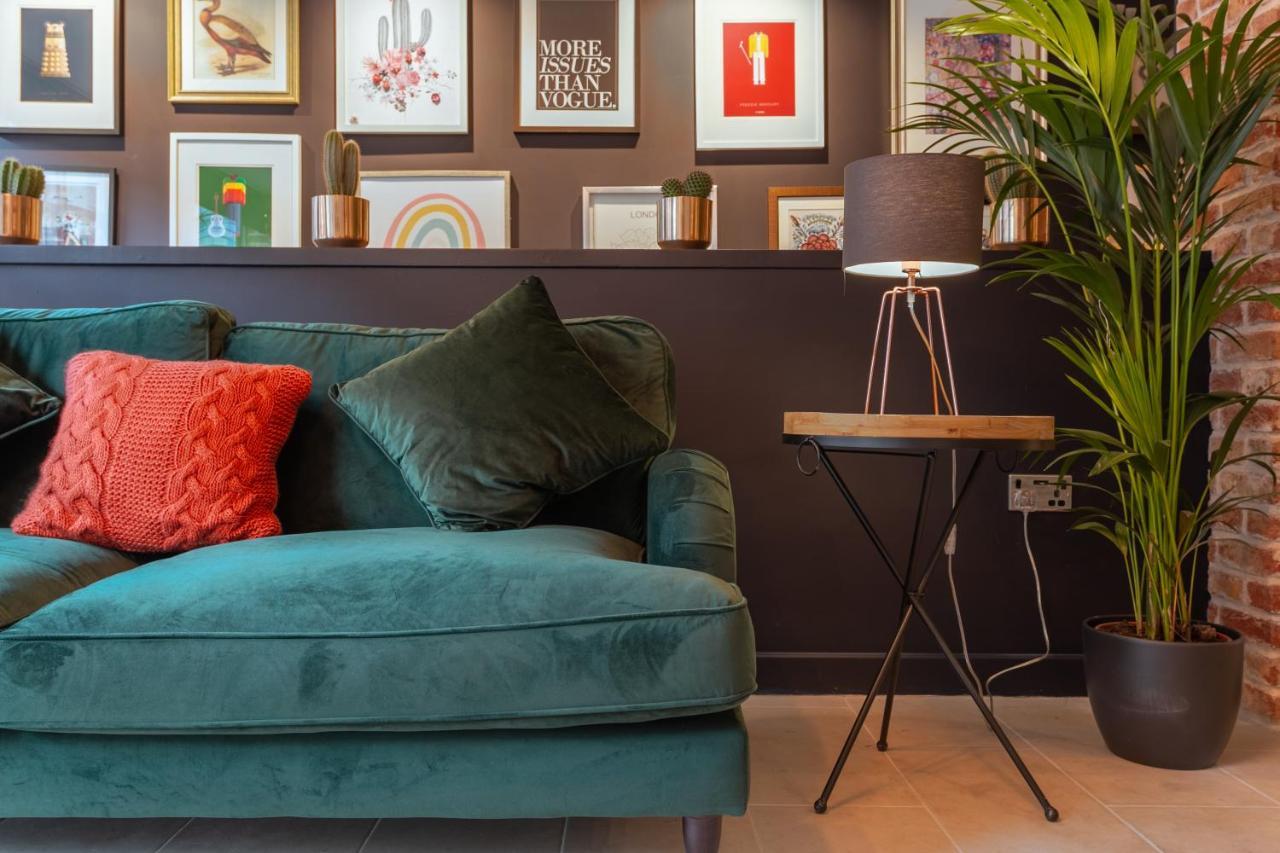 Chapel Loft Apartment Лондон Екстериор снимка